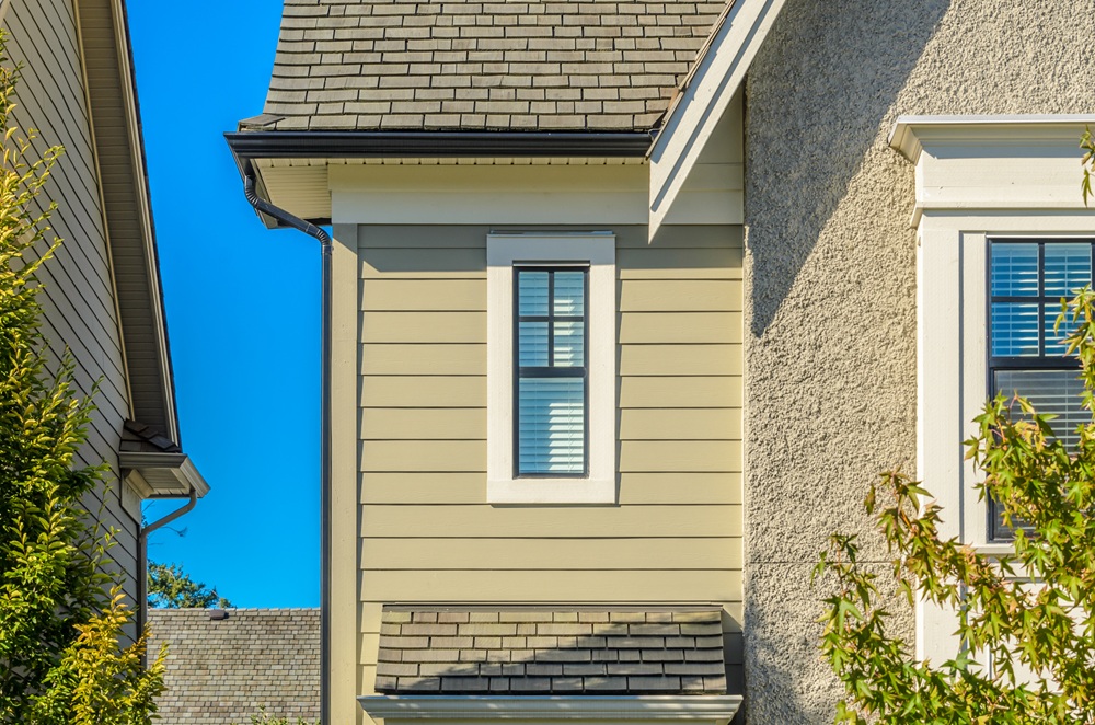 stucco over siding